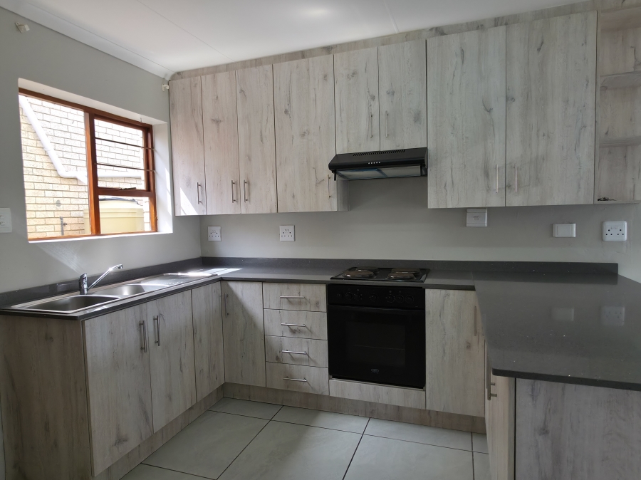 2 Bedroom Property for Sale in Wavecrest Eastern Cape